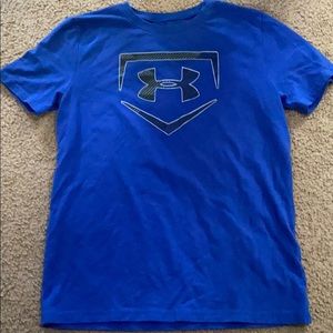 YL boys UA heat gear tshirt